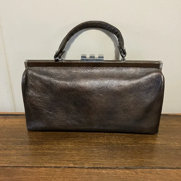 Vintage Normandie Brown Leather Handbag - Picture 3 of 16